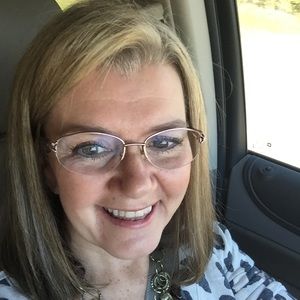 Meet your Posher, Glenda